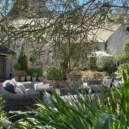 Exclusive With Pool Near Saint Cirq Lapopie Tranquil Luxury Bed & Breakfast Varaire