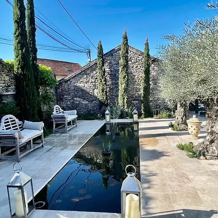 Exclusive With Pool Near Saint Cirq Lapopie Tranquil Luxury 3* Varaire